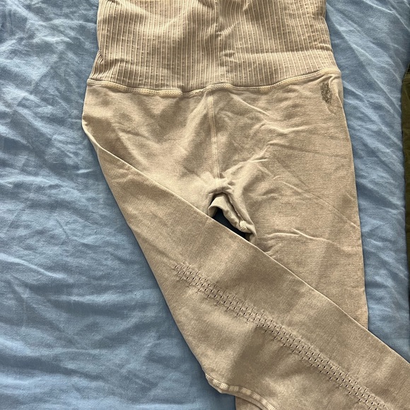 Free People Movement Grey High Waisted Leggings and Movement Bra SET XS/S - Picture 12 of 15